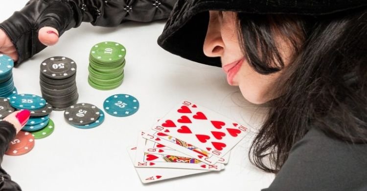 nam-hay-nu-choi-casino-nhieu-hon-2